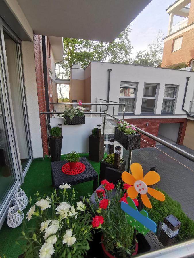 Apartament Ibiza Przy Plazy Rewal Luaran gambar
