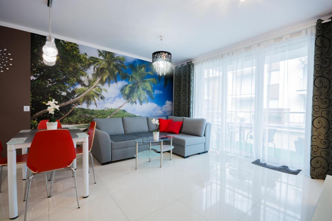 Apartament Ibiza Przy Plazy Rewal Luaran gambar